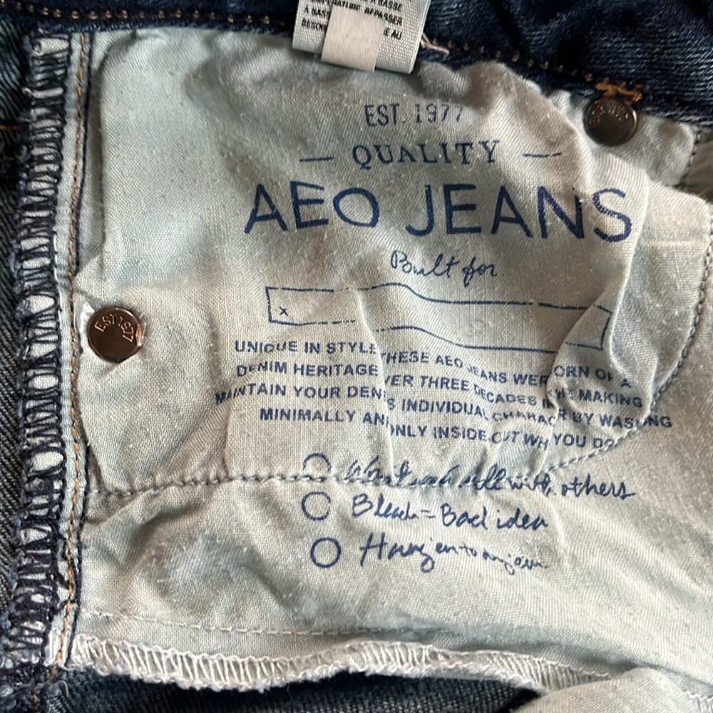 ๐๏ธ๐น American Eagle Outfitters โข Skinny Stretch Dark Wash Jeans โข Size 4 Regular - Picture 11 of 12